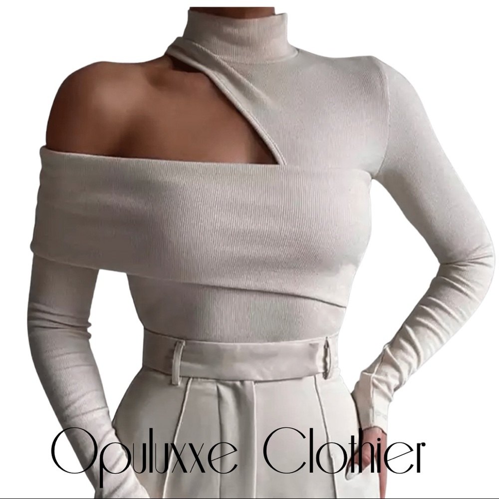 Opuluxxe Camellia Top
